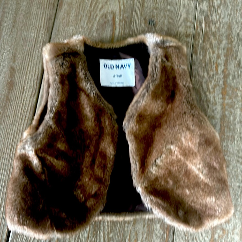 Fur vest